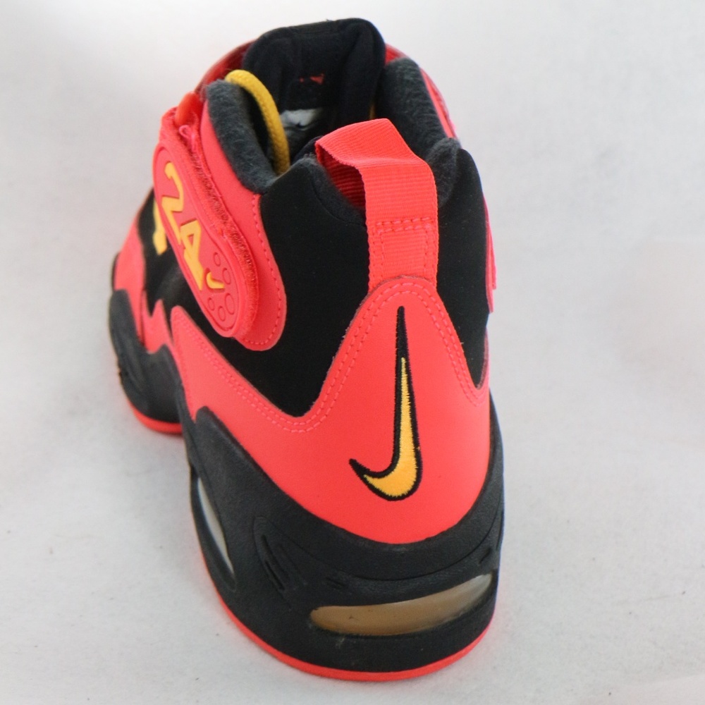SOLD NIKE Air Griffey Max 1 Blk/Crmsn Atomic Mango - Picture 3 of 8